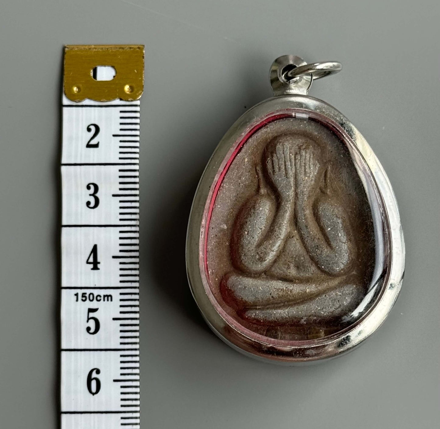 Phra Pid Ta Amulet